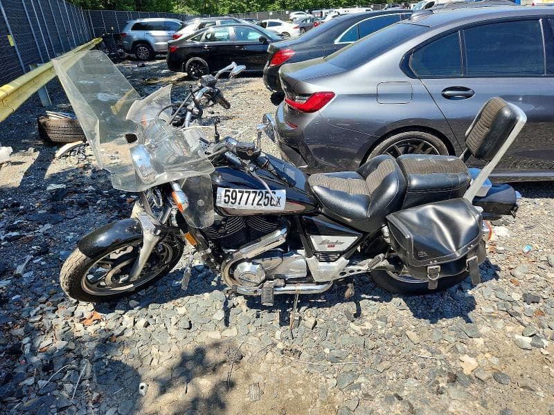 1986 HONDA VT1100 C 3