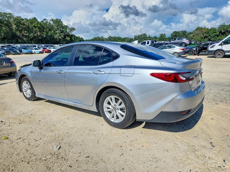 2025 TOYOTA CAMRY LE 2