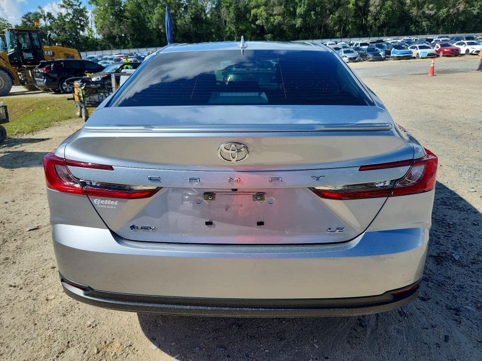 2025 TOYOTA CAMRY LE 6