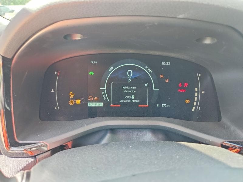 2025 TOYOTA CAMRY LE 9