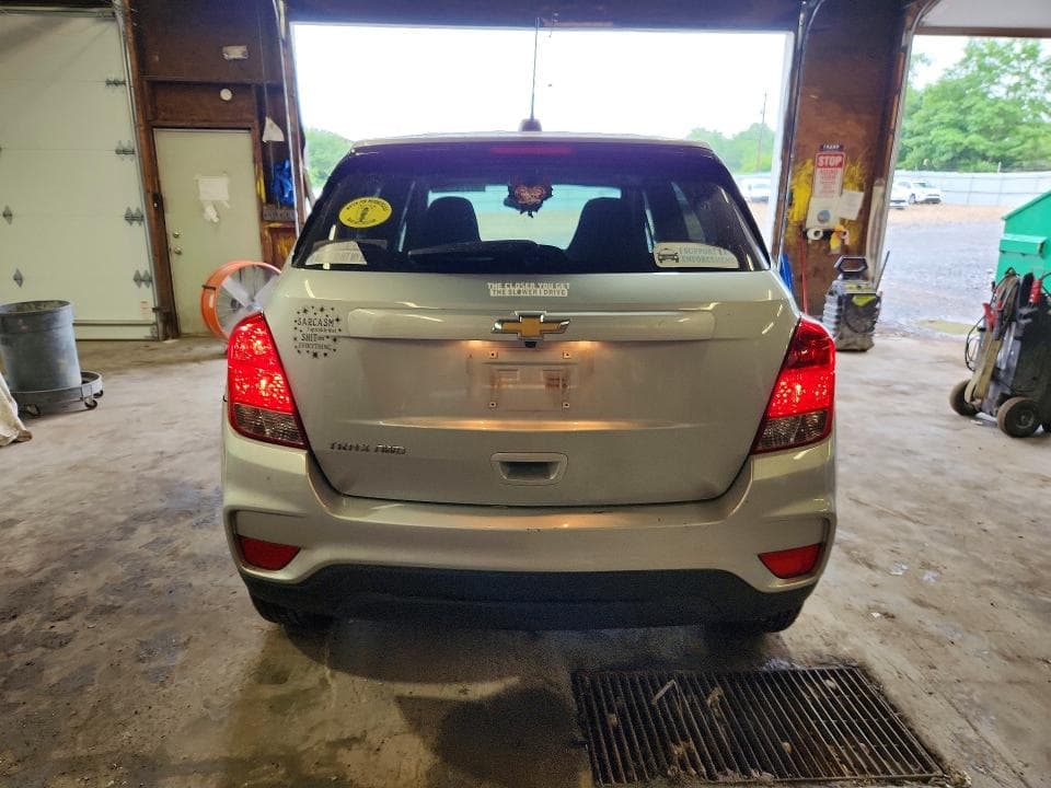 2020 CHEVROLET TRAX LS 6
