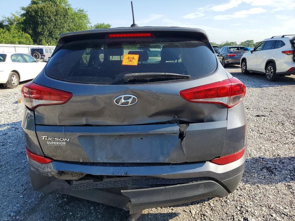 2017 HYUNDAI TUCSON SE SE 6