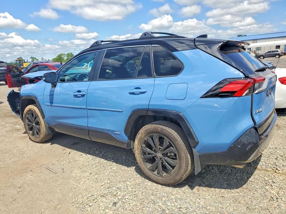 2024 TOYOTA RAV4 XSE 2