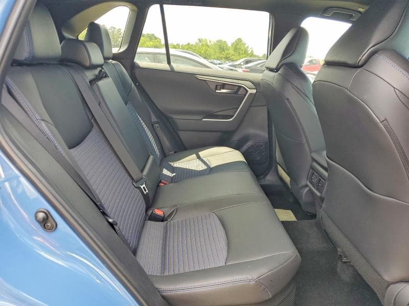 2024 TOYOTA RAV4 XSE 11
