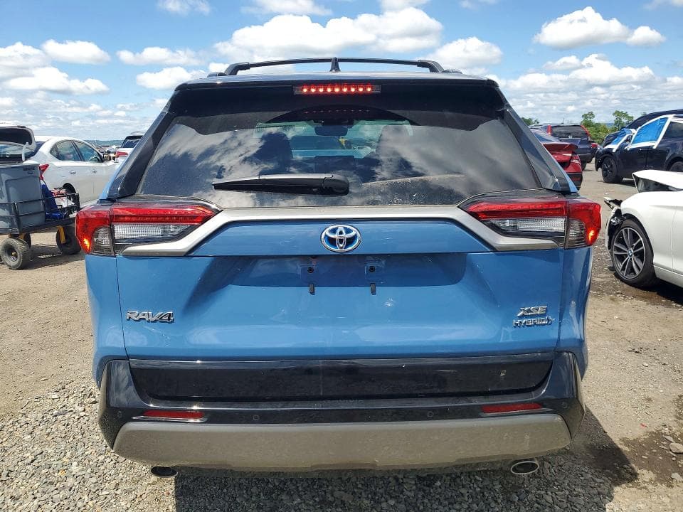 2024 TOYOTA RAV4 XSE 6