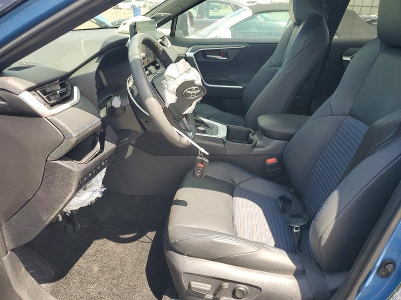 2024 TOYOTA RAV4 XSE 7