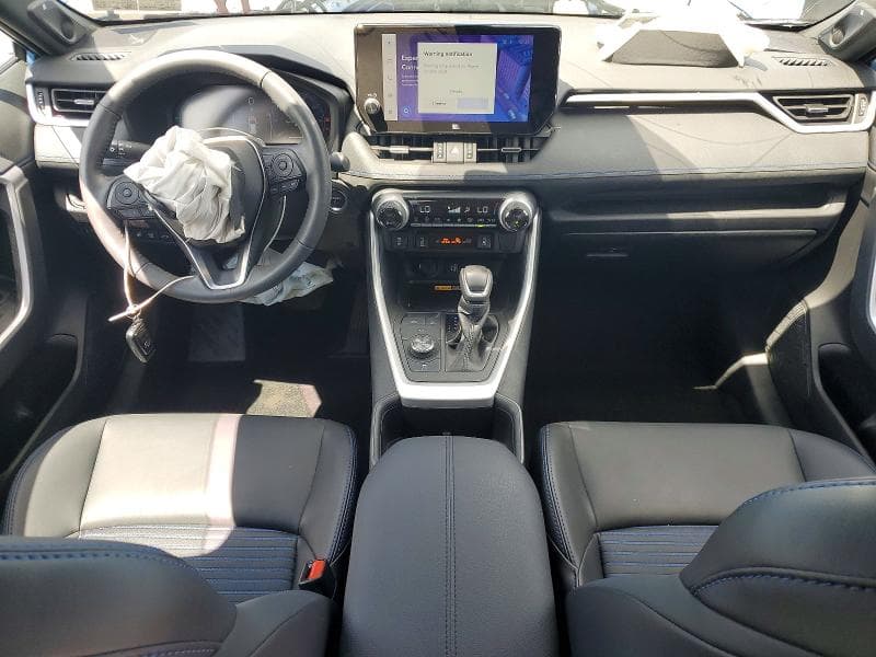 2024 TOYOTA RAV4 XSE 8