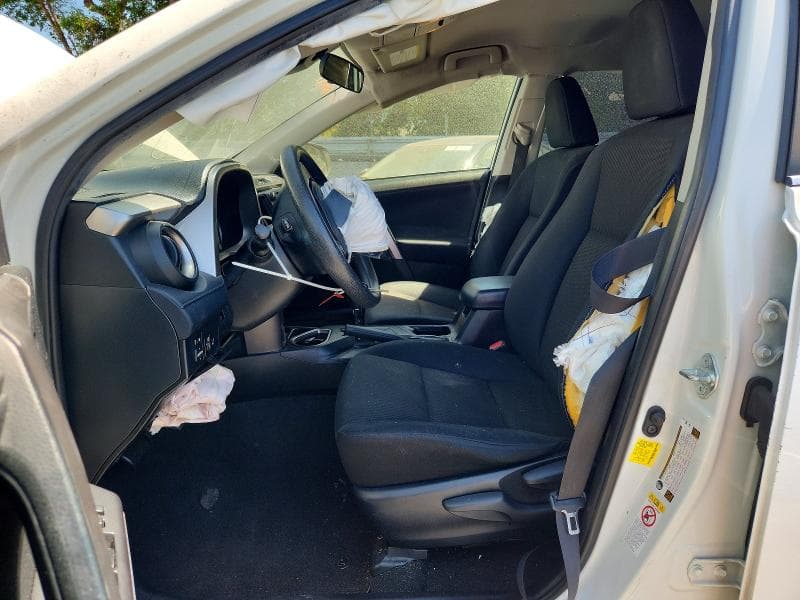 2017 TOYOTA RAV4 LE 7