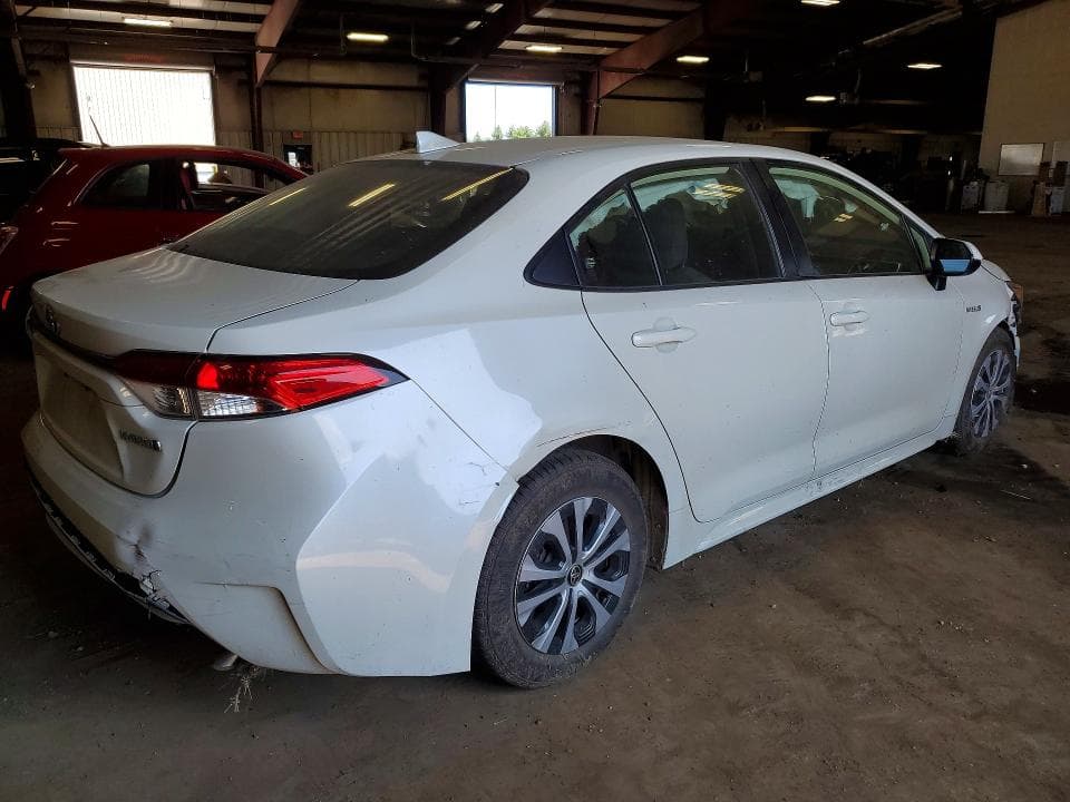 2021 TOYOTA COROLLA LE 3