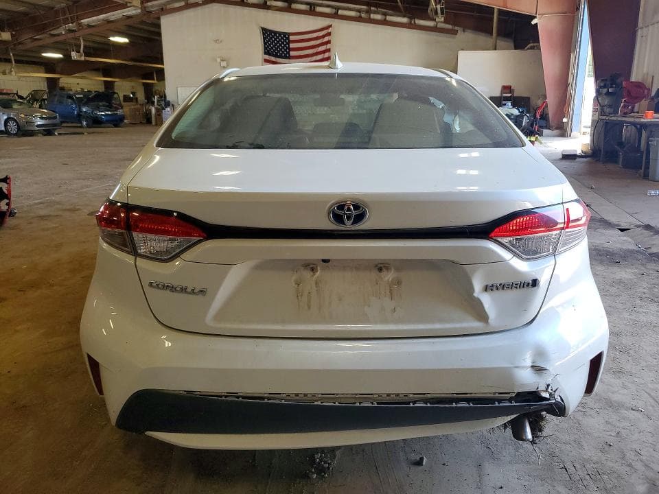 2021 TOYOTA COROLLA LE 6
