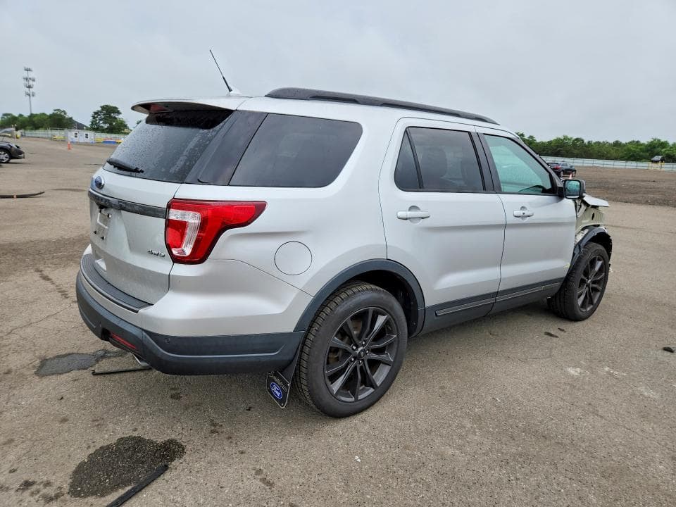 2019 FORD EXPLORER XLT 3