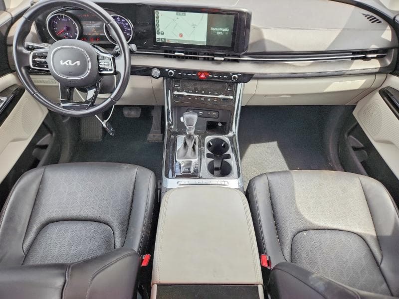 2022 KIA CARNIVAL EX 8