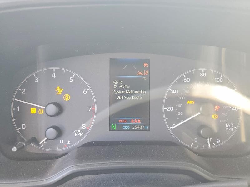 2023 TOYOTA COROLLA LE 9