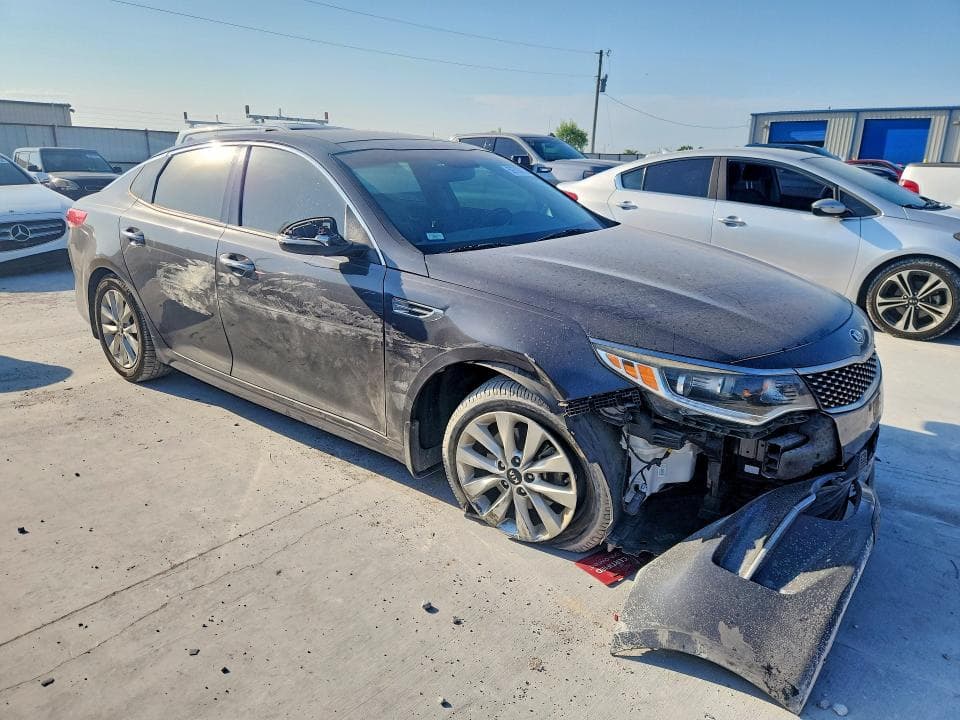 2018 KIA OPTIMA EX 4