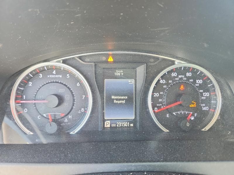 2017 TOYOTA CAMRY SE 9