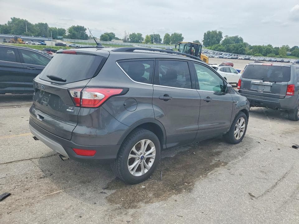 2018 FORD ESCAPE SE 3