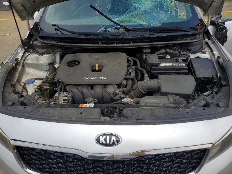 2017 KIA FORTE LX 11