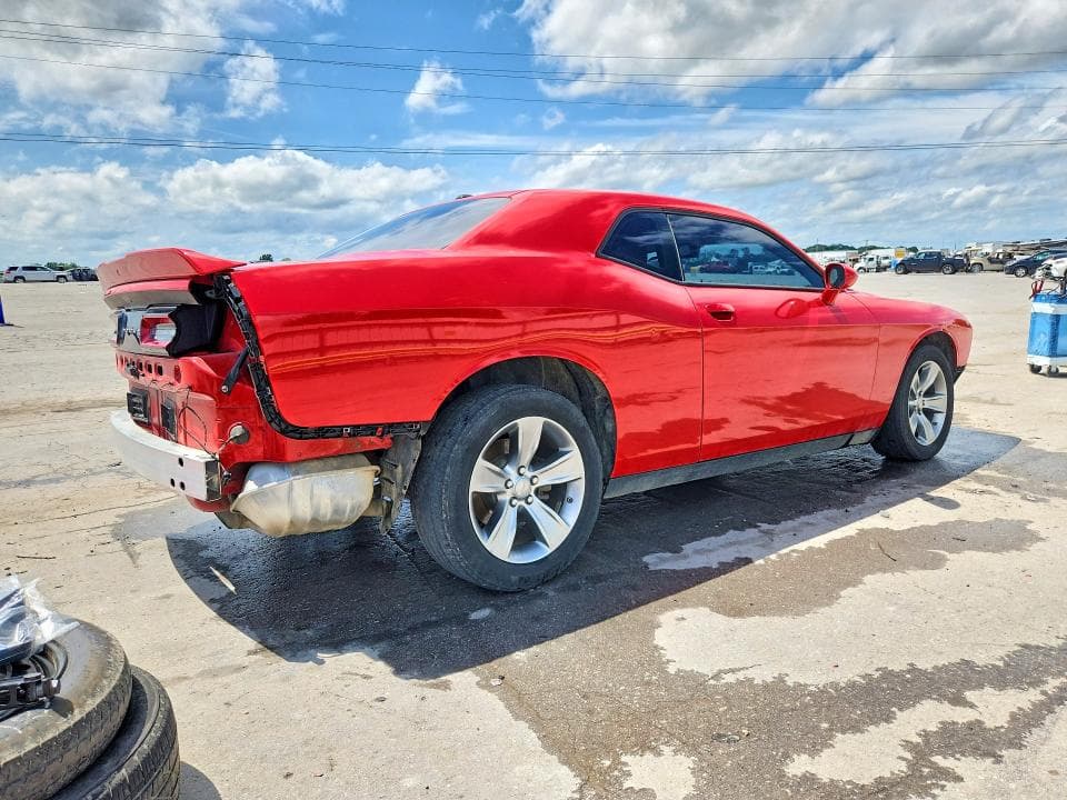 2022 DODGE CHALLENGER SXT 3