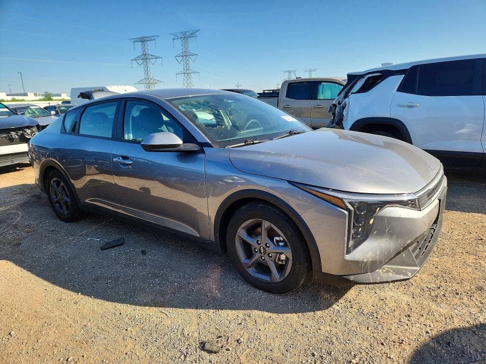 2025 KIA K4 LXS 4