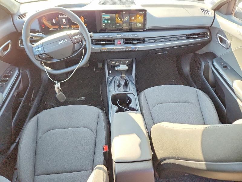 2025 KIA K4 LXS 8