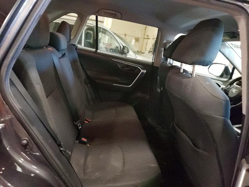 2020 TOYOTA RAV4 LE 11