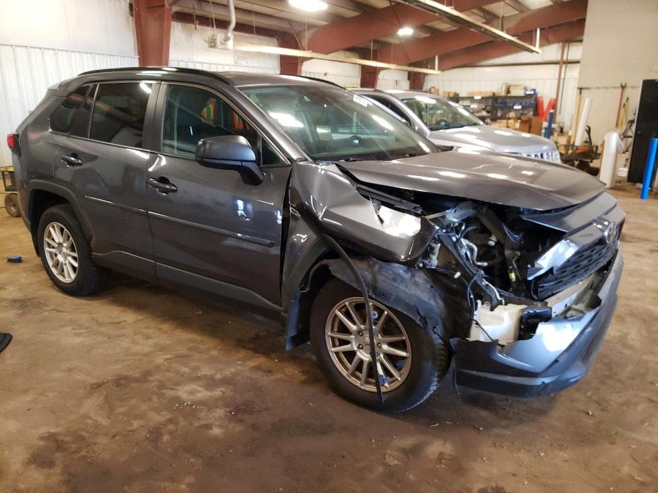 2020 TOYOTA RAV4 LE 4