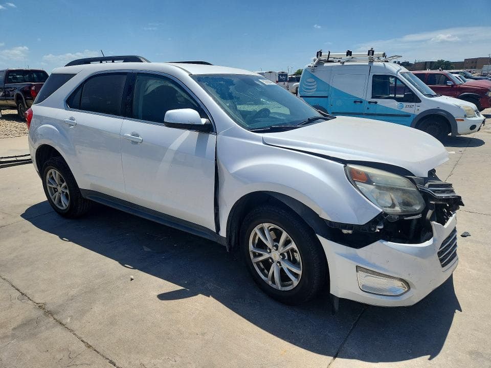 2017 CHEVROLET EQUINOX LT 4