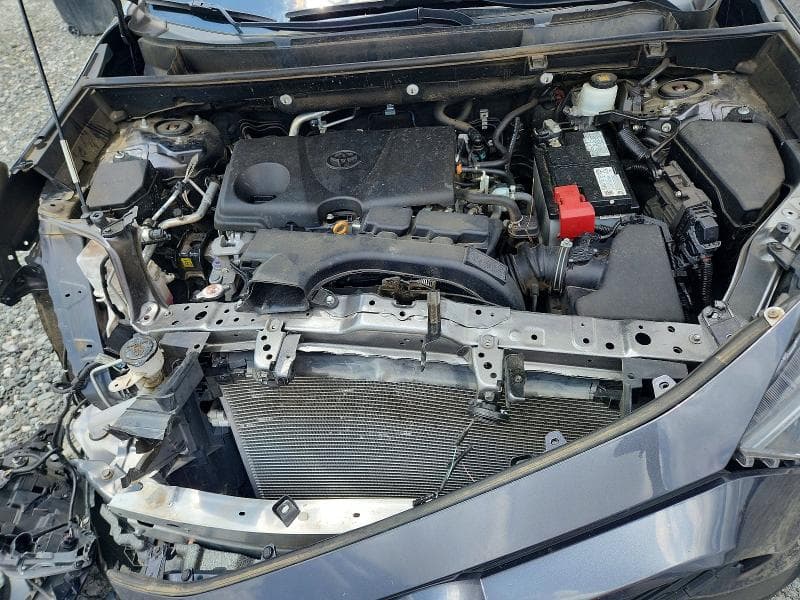 2021 TOYOTA RAV4 XLE 12