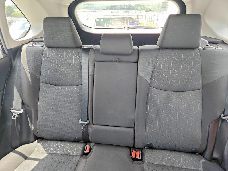 2021 TOYOTA RAV4 XLE 10