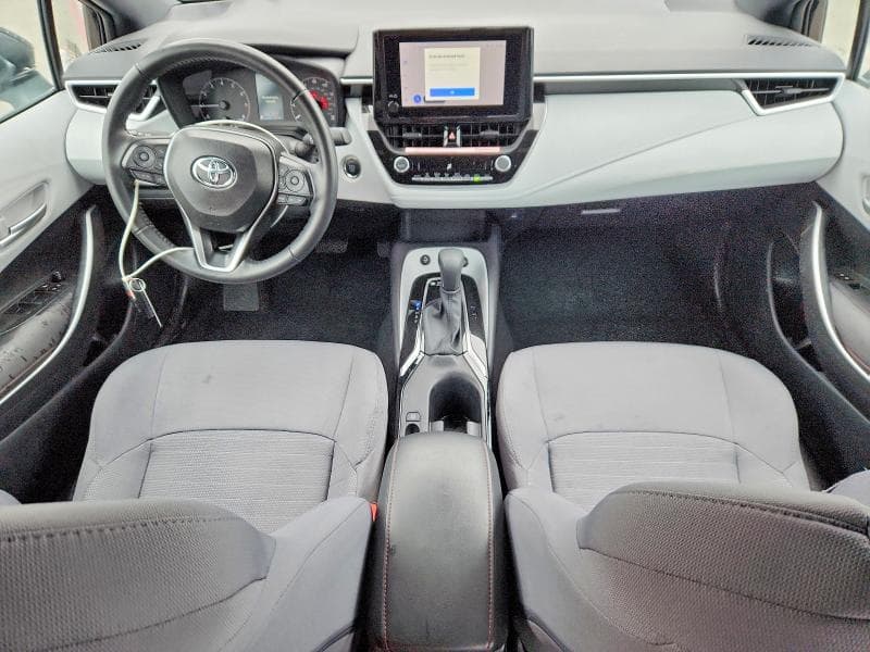 2025 TOYOTA COROLLA SE 8
