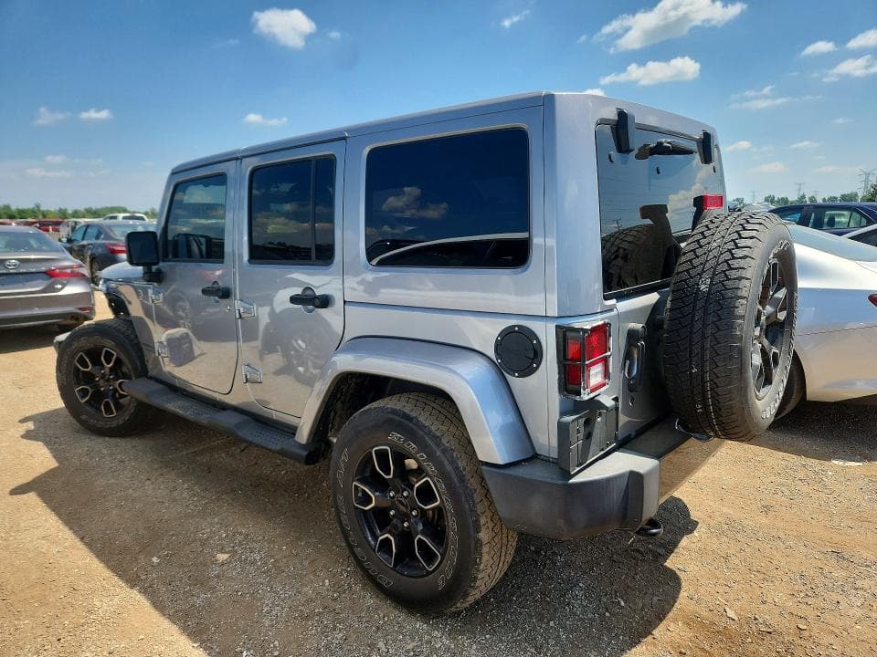 2018 JEEP WRANGLER UNLIMITED SAHARA 2