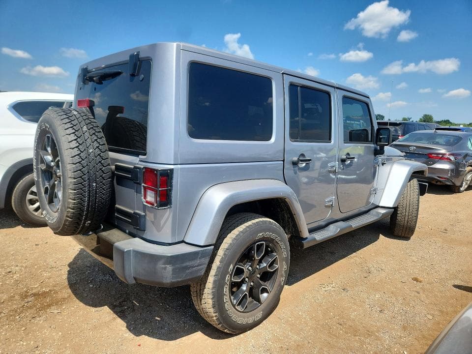 2018 JEEP WRANGLER UNLIMITED SAHARA 3