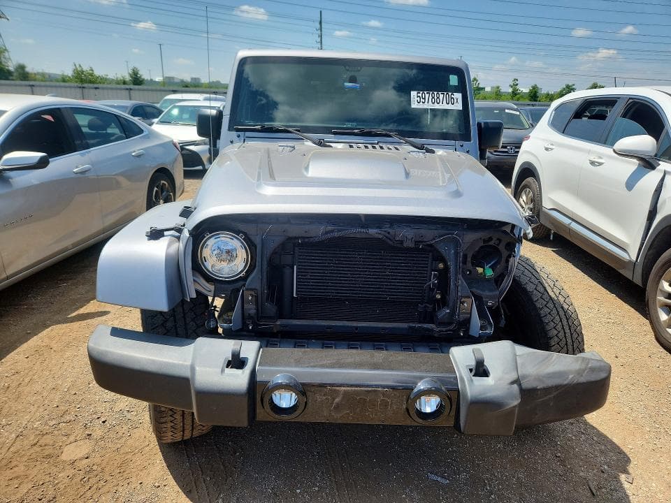 2018 JEEP WRANGLER UNLIMITED SAHARA 5