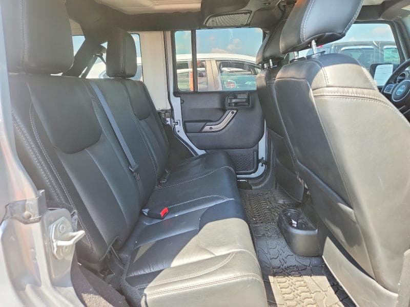 2018 JEEP WRANGLER UNLIMITED SAHARA 10