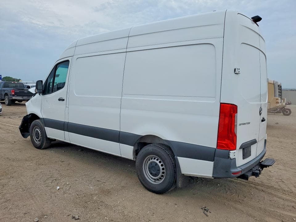 2023 MERCEDES-BENZ SPRINTER 2500 DELIVERY VAN 2