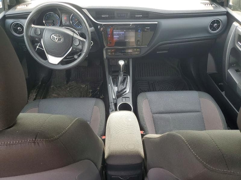 2017 TOYOTA COROLLA LE LE 8