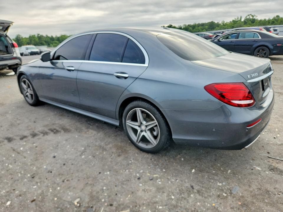 2017 MERCEDES-BENZ E 300 2
