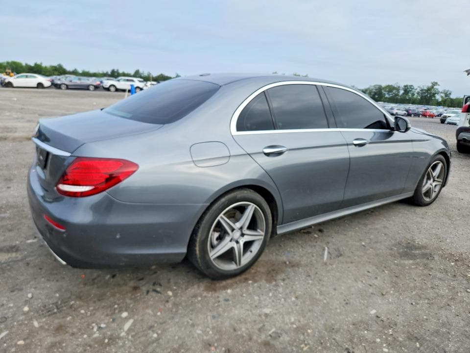 2017 MERCEDES-BENZ E 300 3
