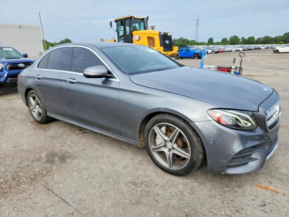 2017 MERCEDES-BENZ E 300 4