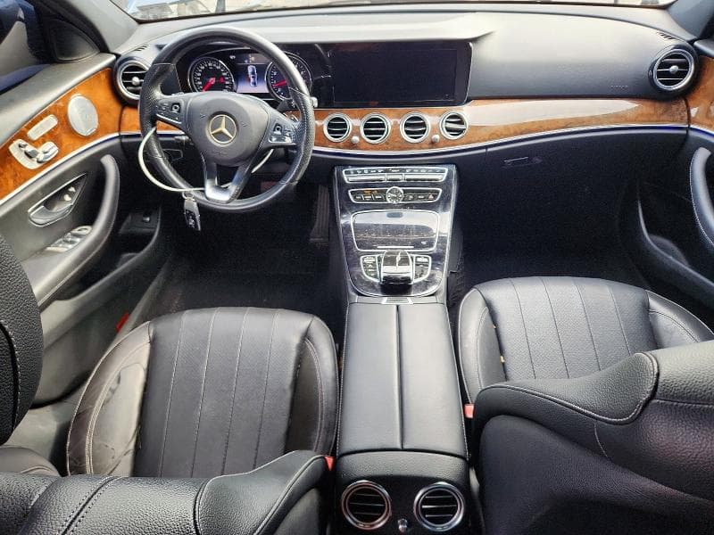 2017 MERCEDES-BENZ E 300 8