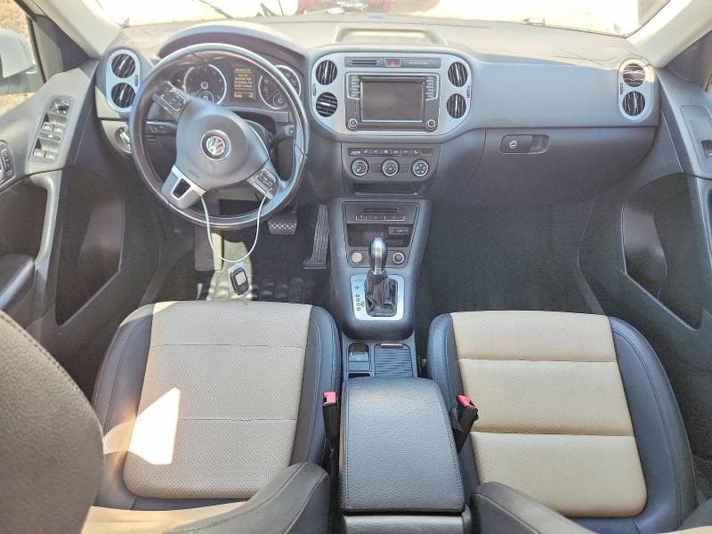 2017 VOLKSWAGEN TIGUAN S S 8