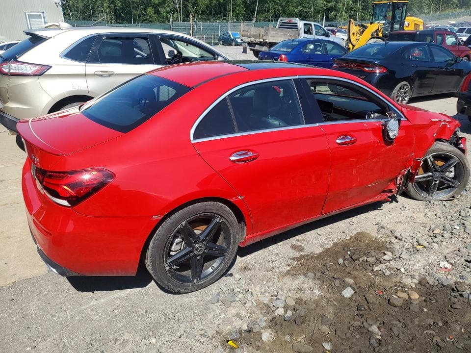2019 MERCEDES-BENZ A 220 4MATIC 3