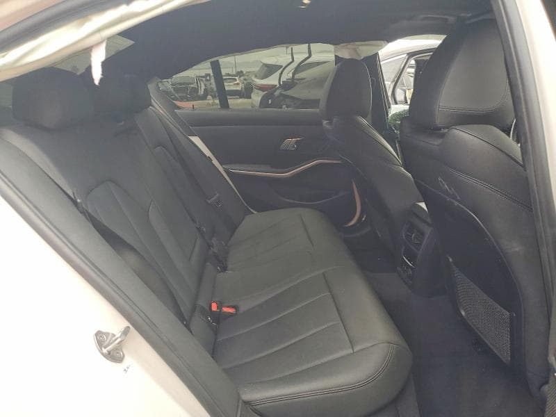 2020 BMW 330I 10
