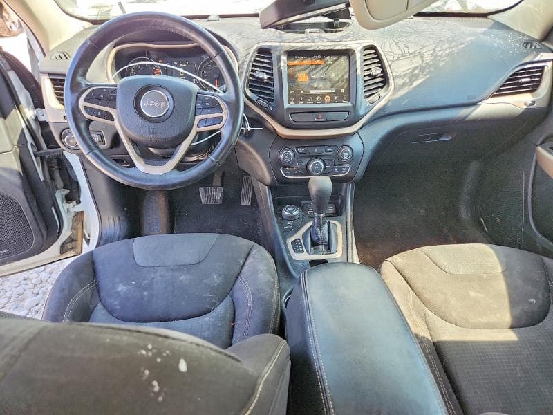 2017 JEEP CHEROKEE LATITUDE 8