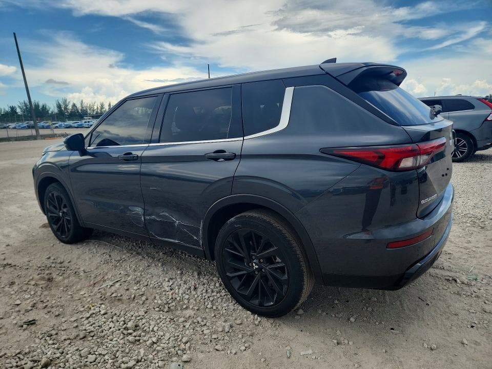 2024 MITSUBISHI OUTLANDER SE 2