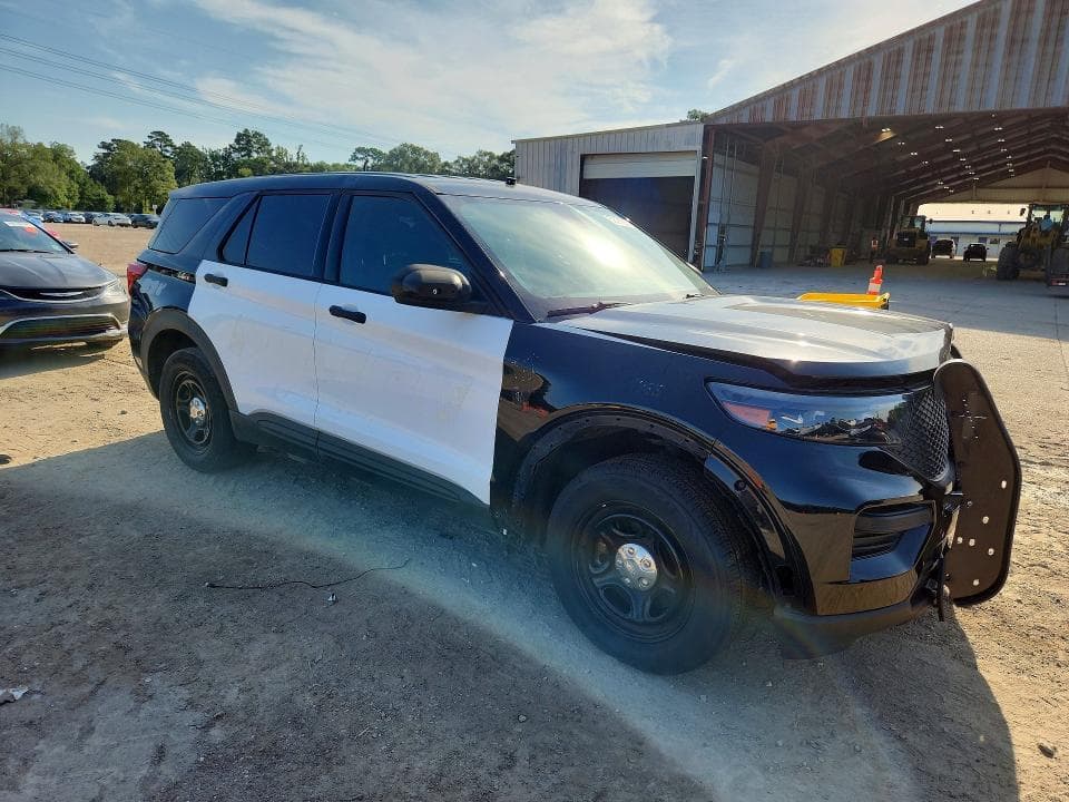 2021 FORD EXPLORER 4
