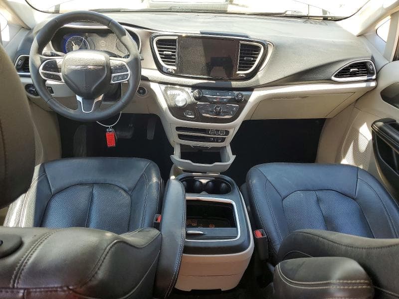 2022 CHRYSLER PACIFICA TOURING L 8