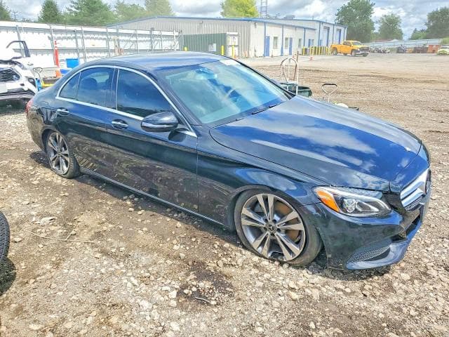 2017 MERCEDES-BENZ C 300 4
