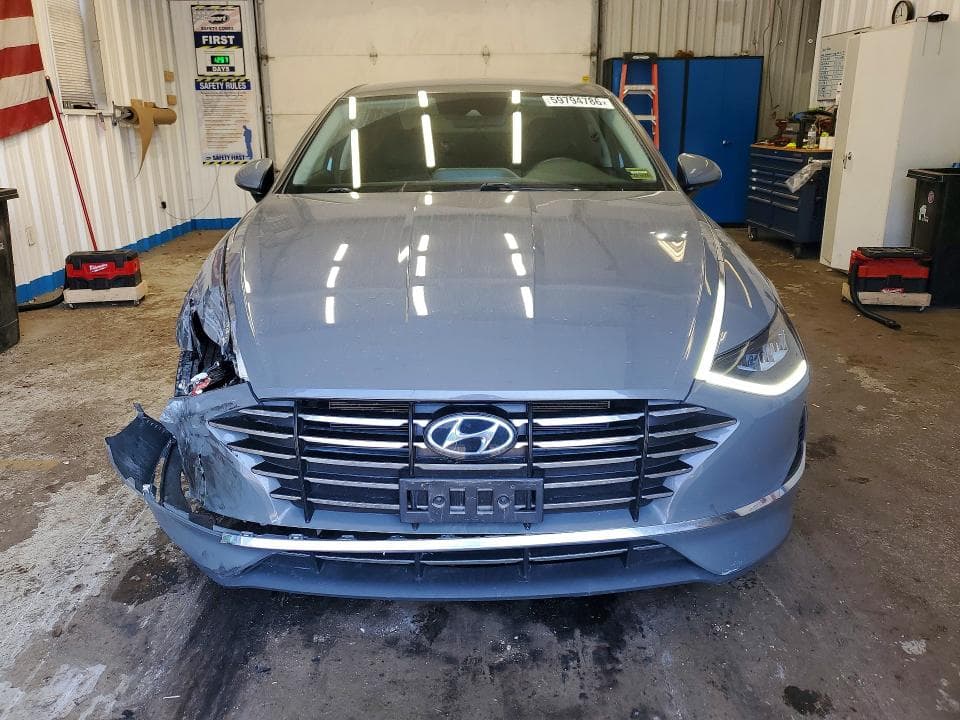 2020 HYUNDAI SONATA SE 5