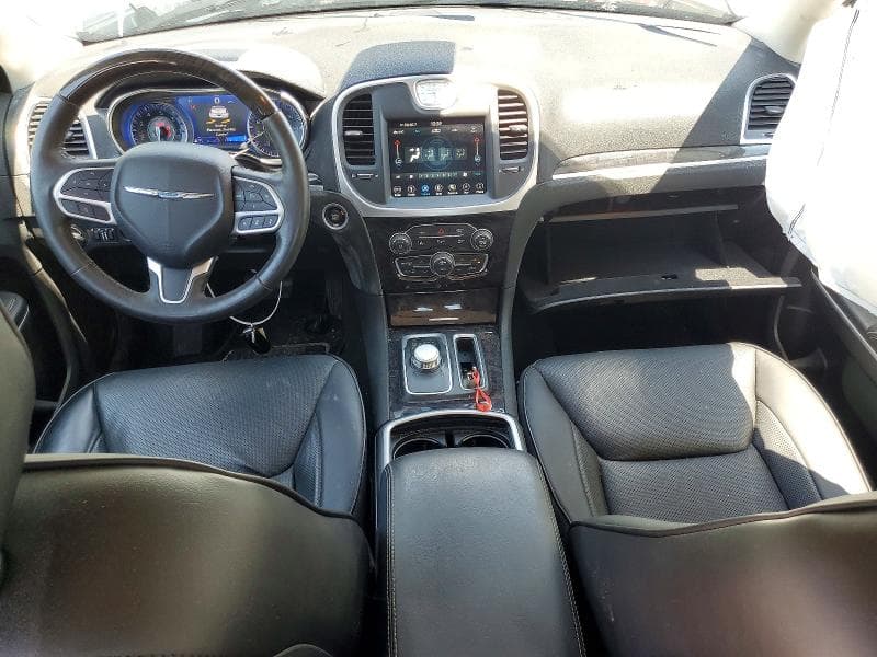 2019 CHRYSLER 300 LIMITED LIMITED 8